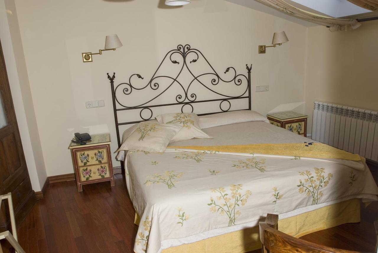 La Posada Del Tietar Santa Maria del Tietar Екстериор снимка